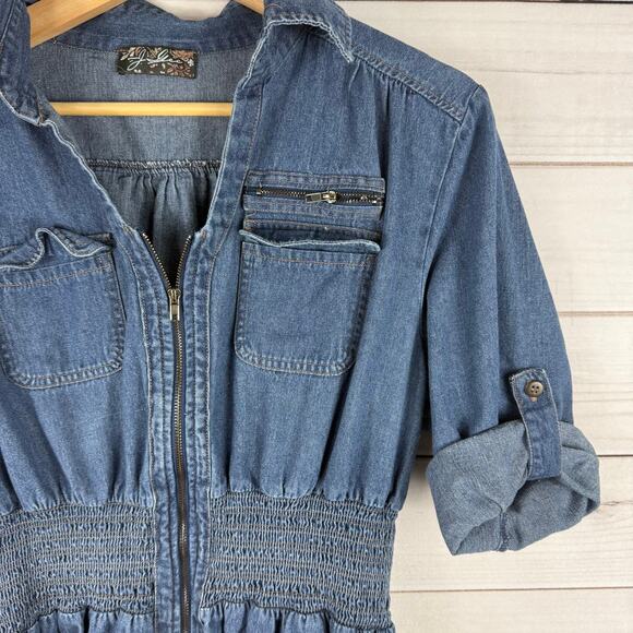 J Gee Women's Dress 3/4 Sleeve Smocked Elastic Waist Blue Size M - Picture 2 of 8